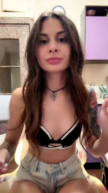 Full leaked Valkiria private photo