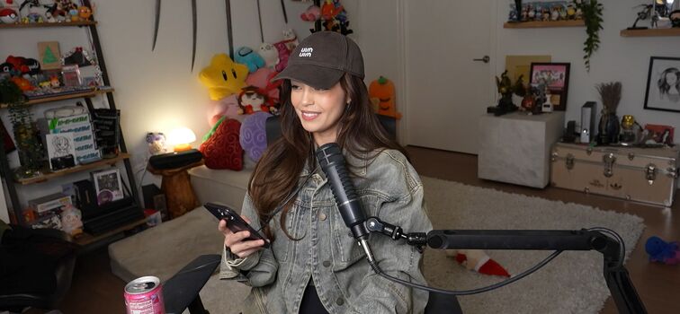 Full leaked Valkyrae  page private photo
