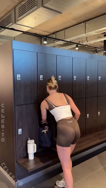 Full leaked Vallixpauline page private photo