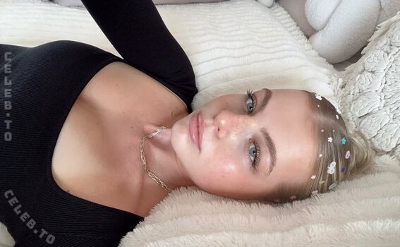 Full leaked Vallixpauline private photo