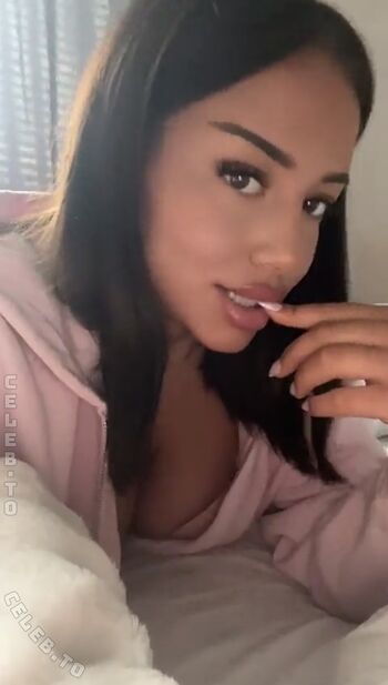 Full leaked Valonaash page private photo