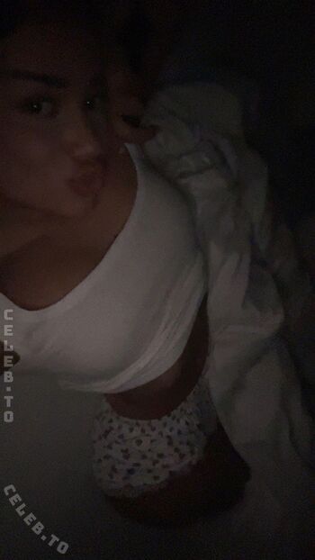 Full leaked Valonaash page private photo