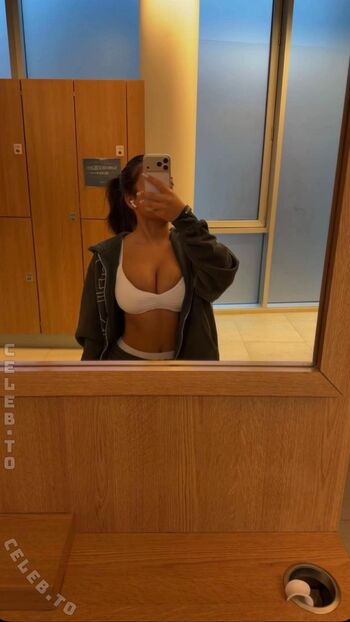 Full leaked Valonaash page private photo