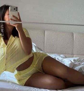 Full leaked Valonaash page private photo