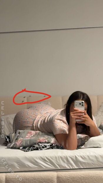 Full leaked Valonaash page private photo