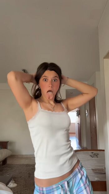 Full leaked Valu romero private photo