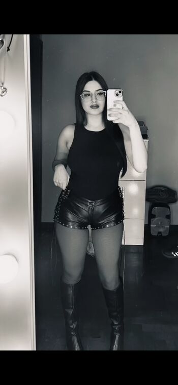 Full leaked Valuubby private photo