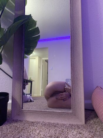 Full leaked Valynnnnn private photo
