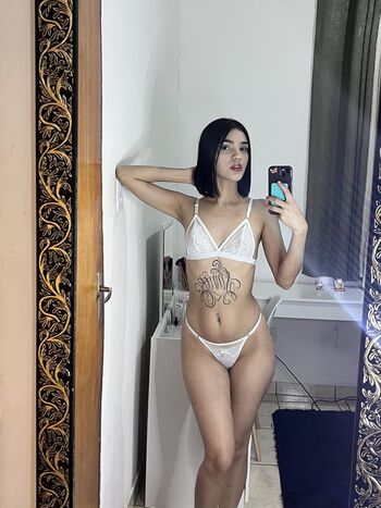 Full leaked Vampirinha private photo