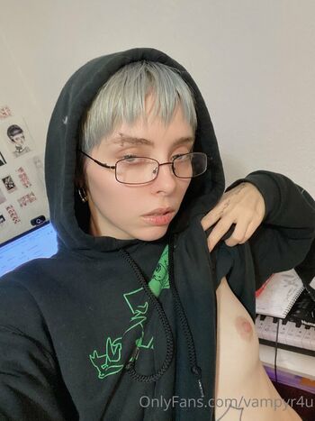 Full leaked Vampyru private photo