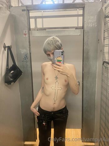 Full leaked Vampyru private photo