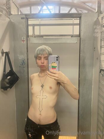 Full leaked Vampyru private photo