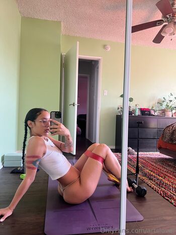 Full leaked Vanessa rodriguez page private photo