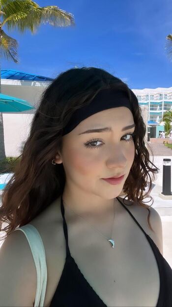 Full leaked Vanne amador private photo