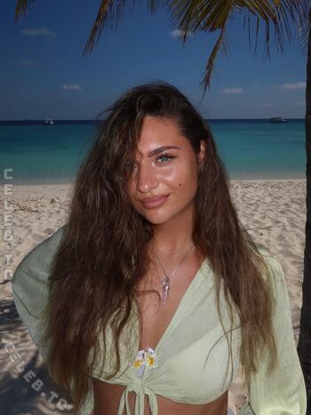 Full leaked Vanutschii private photo