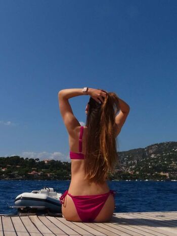 Full leaked Varvaarika private photo