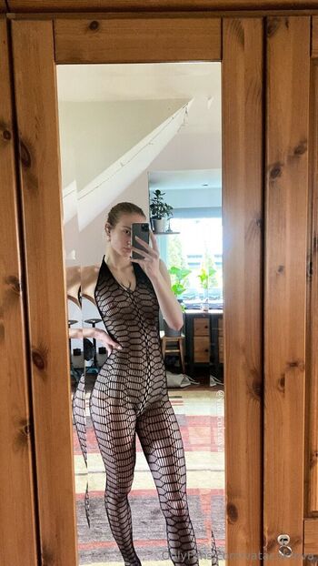Full leaked Vatacukrova private photo