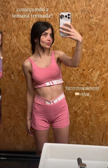 Full leaked Vee castro private photo