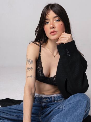 Full leaked Vee castro private photo