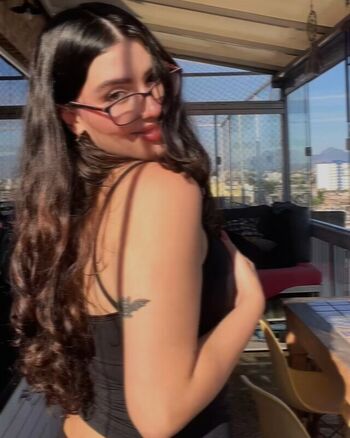 Full leaked Veeofvenus private photo