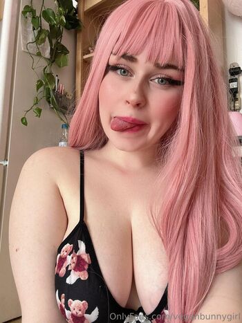 Full leaked Veganbunnychef private photo