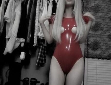 Full leaked Veildose private photo