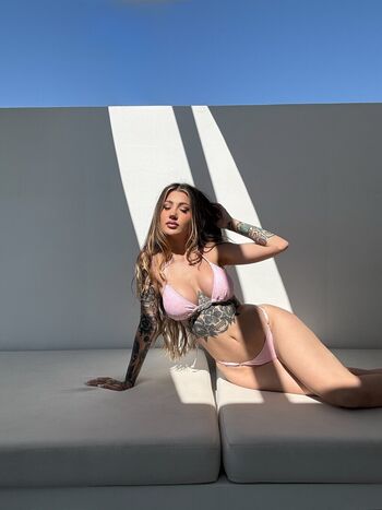 Full leaked Venetia kamara page private photo