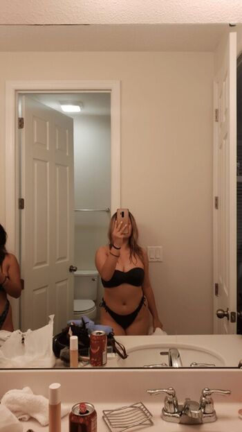 Full leaked Venuscx private photo