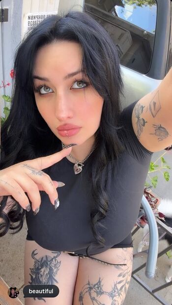 Full leaked Veraddicts private photo