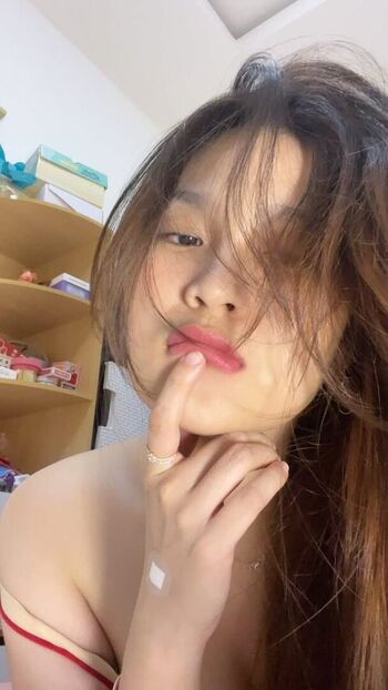 Full leaked Verllyaling private photo