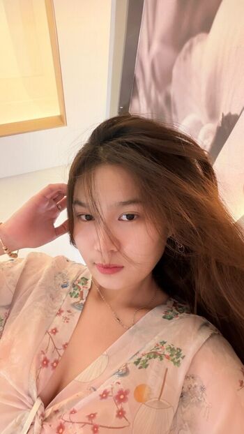 Full leaked Verllyaling private photo