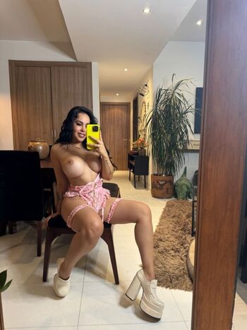 Full leaked Veronica flores private photo