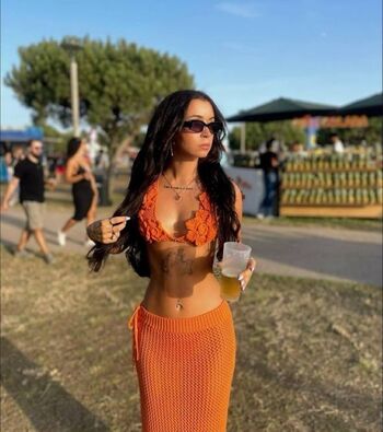 Full leaked Veronicainred private photo