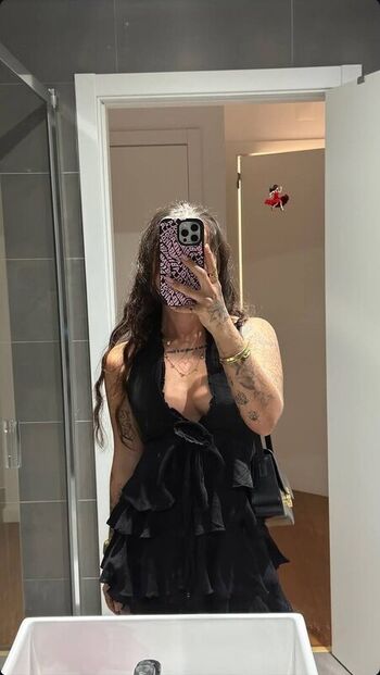 Full leaked Veronicainred private photo