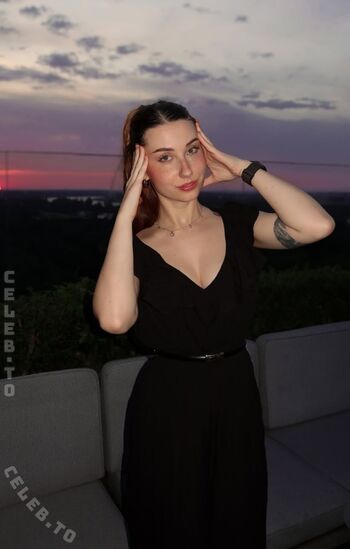 veylarenee