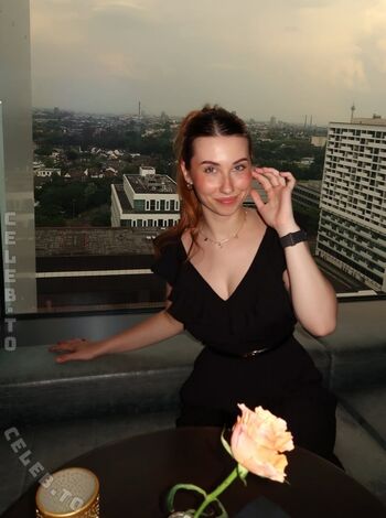 veylarenee