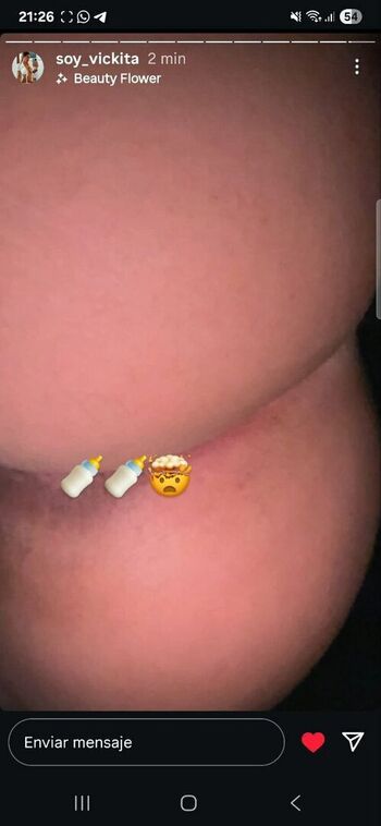 Full leaked Vickybatok page private photo