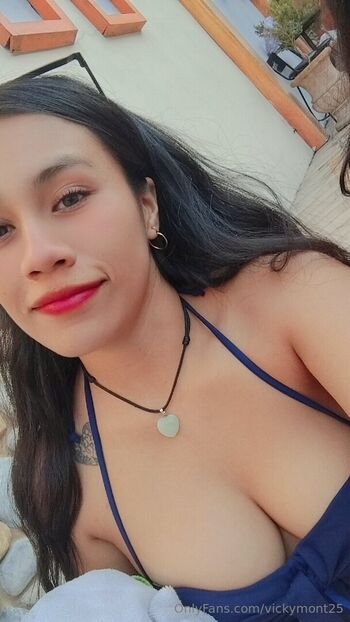 Full leaked Vickymont private photo