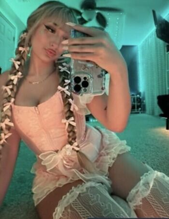 Full leaked Vicmarie private photo