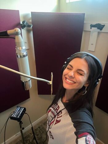 Full leaked Victoria justice page private photo