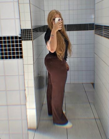 Full leaked Victria private photo