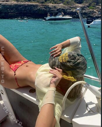 Full leaked Videozeugs page private photo