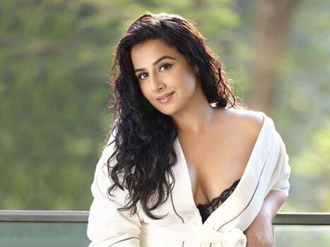 Full leaked Vidya balan private photo
