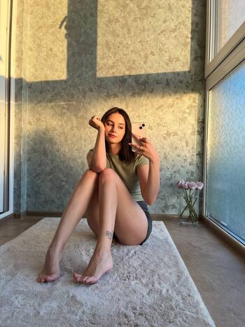 Full leaked Vikkkess private photo