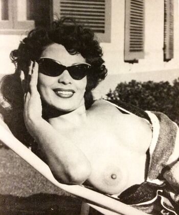 Full leaked Vintage starlets page private photo