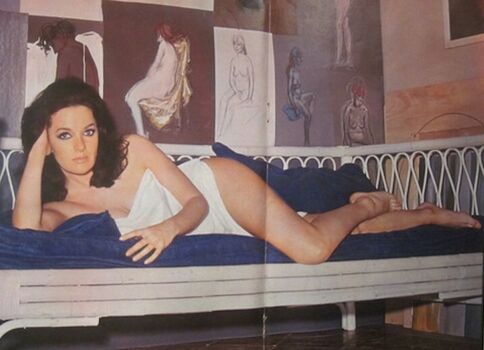 Full leaked Vintage starlets private photo