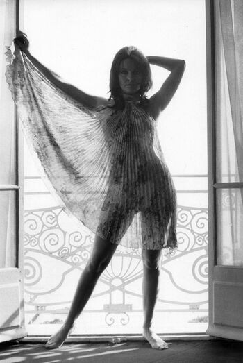 Full leaked Vintage starlets private photo