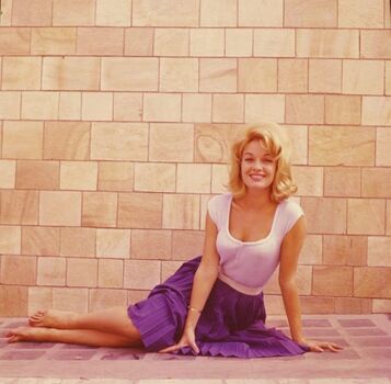 Full leaked Vintage starlets private photo