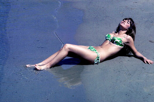 Full leaked Vintage starlets page private photo