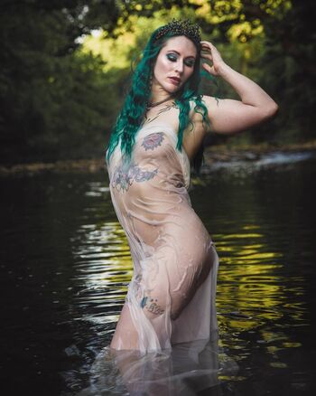 Full leaked Vintage page private photo